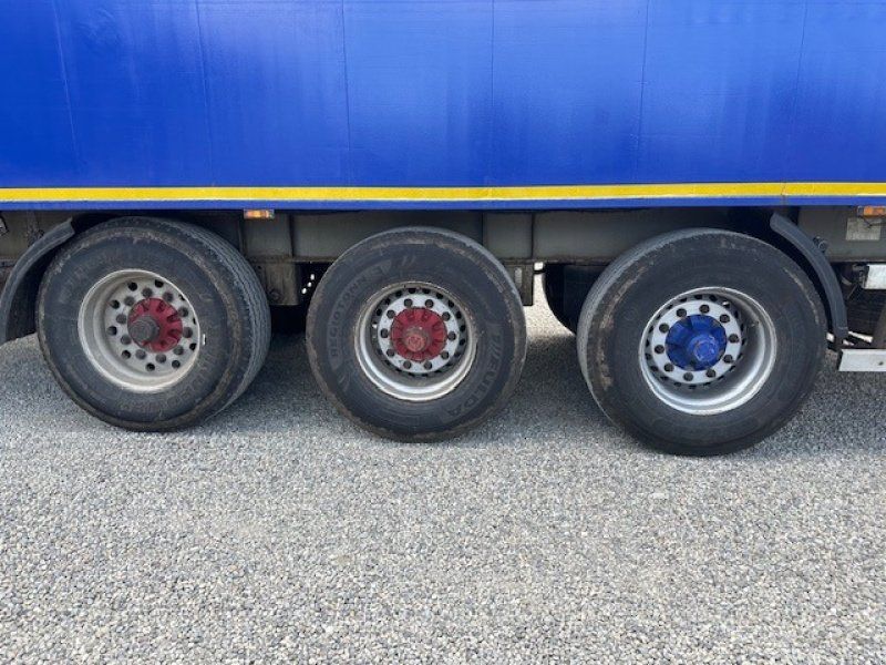 Knapen Auflieger Schubboden 86 m³ (Wassermaß)