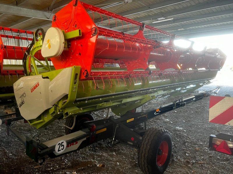 Claas Vario 770 V