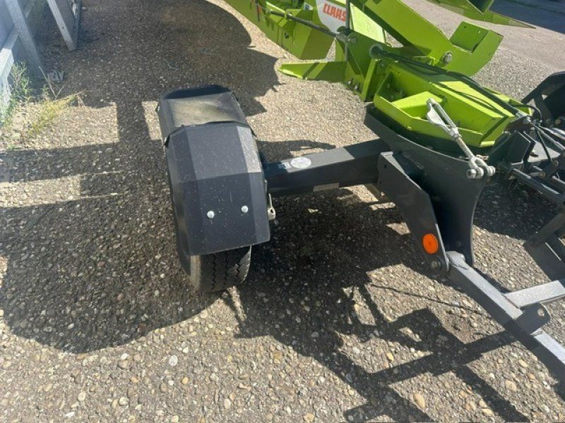 Claas Schneidwerkwagen 9,3 m