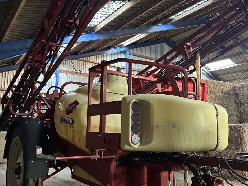 Hardi commander 20/24 meter. Holder syn til 3 måned 2027. Meget velhol