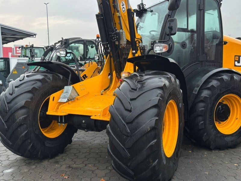 JCB TM 420 S kun kørt 3260 timer med centralsmøring