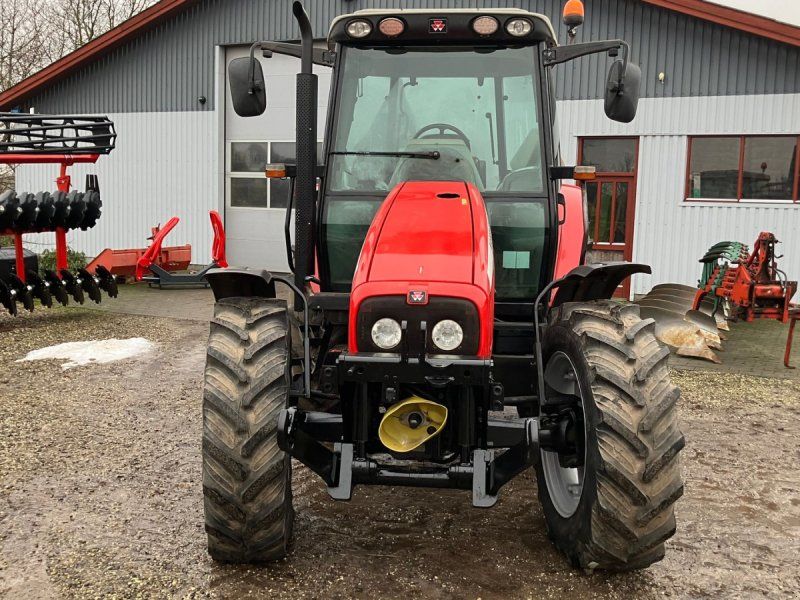 Massey Ferguson 5455 Dyna 2