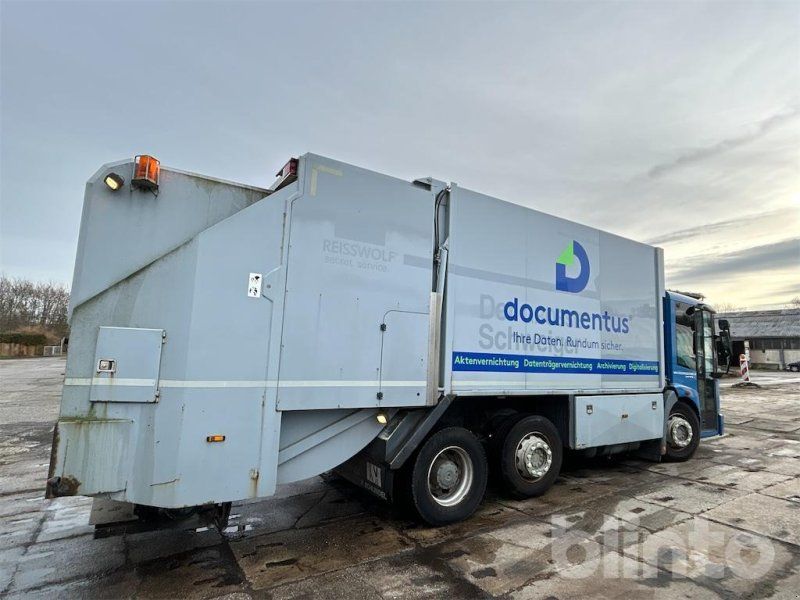 Mercedes-Benz 2633 ECONIC