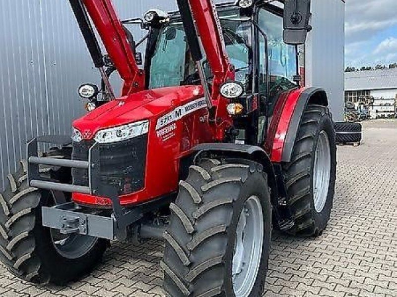 Massey Ferguson 5711 M