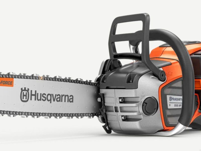 Husqvarna 550iXP Akkumotor mit 38cm Schwertlänge