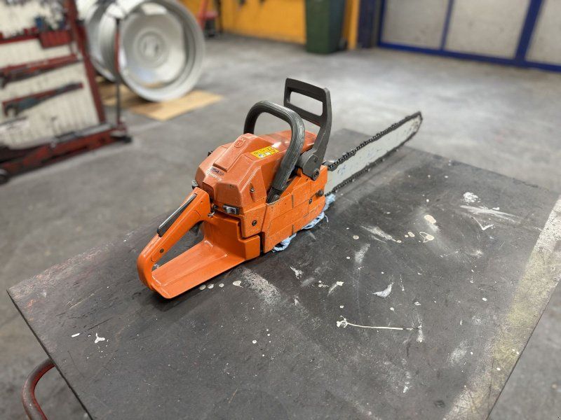 Husqvarna 254 XP mit 45cm Schwertlänge