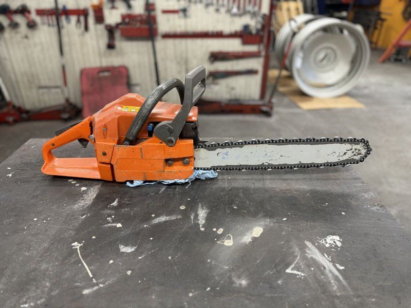 Husqvarna 254 XP mit 45cm Schwertlänge