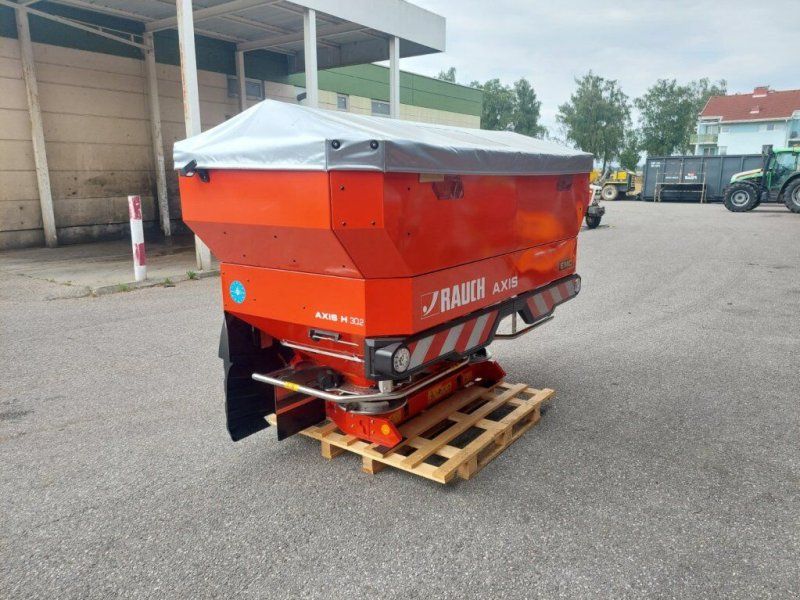 DÜNGESTREUER AXIS 30.2 HEMC