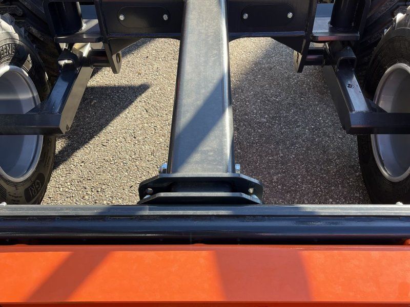 MTM 10TX S60 mit 7100 Kran