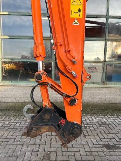 Hitachi Zaxis 225USLC-5B