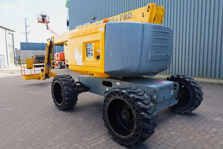 Haulotte HA20RTJ Pro Diesel, 20.6 m Working Height, 12.2 m