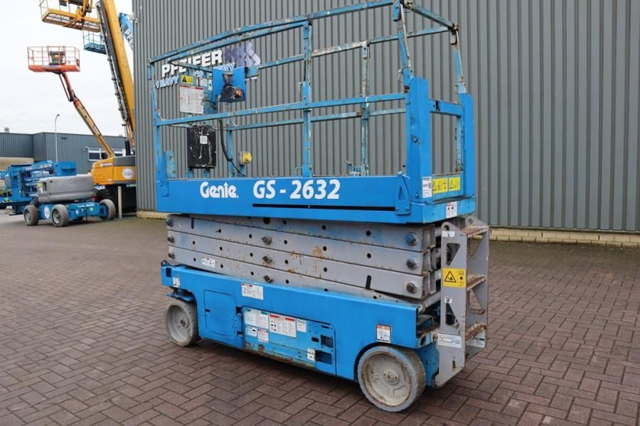 Genie GS2632 Electric, Working Height 10m, 227kg Capacit