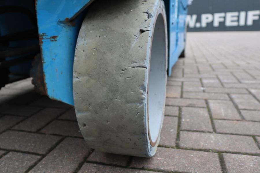 Genie GS2632 Electric, Working Height 10m, 227kg Capacit