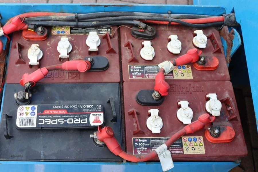 Genie GS2632 Electric, 10m Working Height, Non Marking T