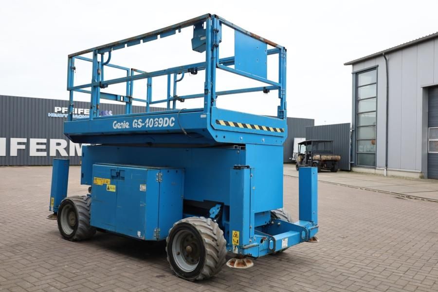 Genie GS4069 Electric, 14m Working Height, 363kg Capacit