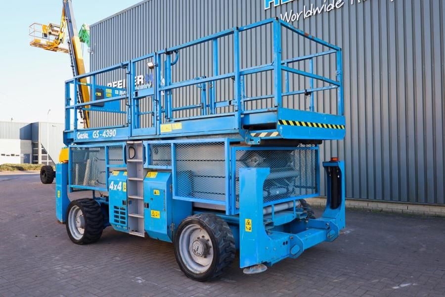 Genie GS4390 Diesel, 4x4 Drive, 15m Working Height, 680k