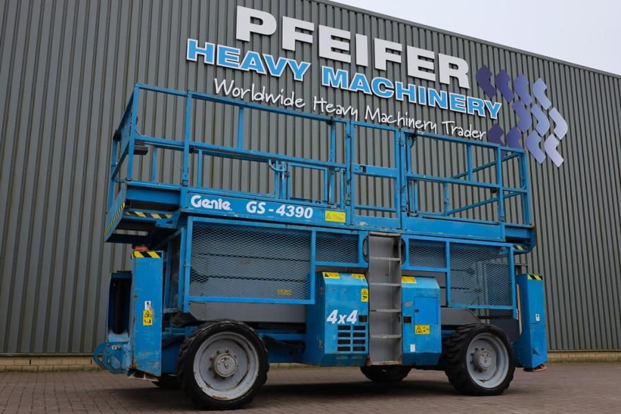 Genie GS4390 Diesel, 4x4 Drive, 15m Working Height, 680k