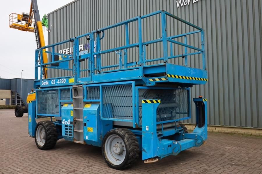 Genie GS4390 Diesel, 4x4 Drive, 15m Working Height, 680k