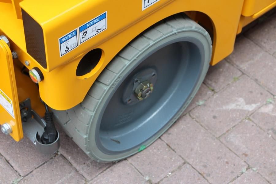 Haulotte Compact 8 Valid inspection, *Guarantee! Electric,