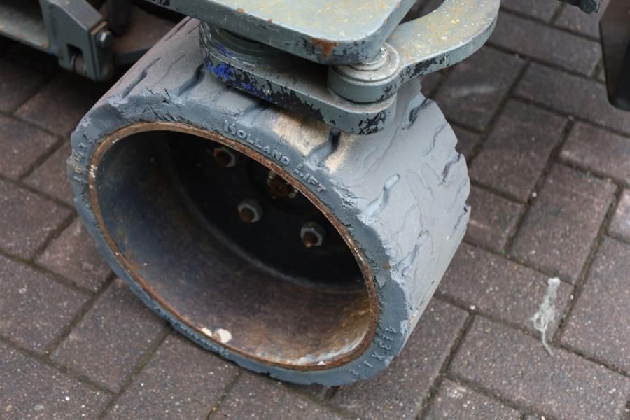 Holland Lift Ecostar HL-7814 Electric, 10m Working Height, 450k