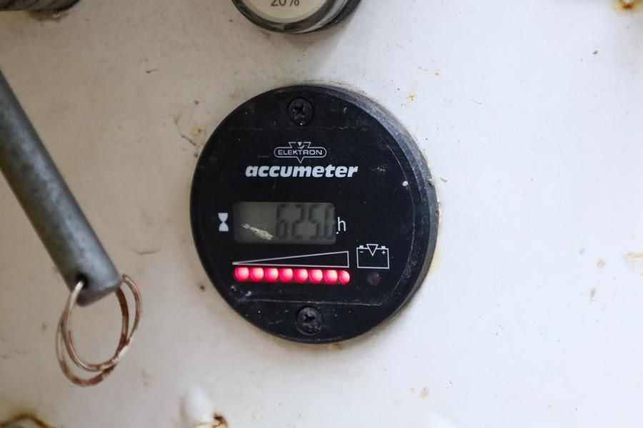 Holland Lift Ecostar HL-9710 Electric, 12m Working Height, 325k