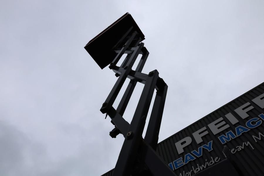 Holland Lift Ecostar HL-7814 Electric, 10m Working Height, 450k