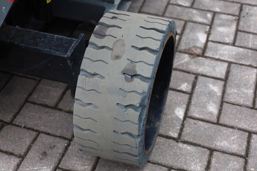 Holland Lift Ecostar HL-7814 Electric, 10m Working Height, 450k