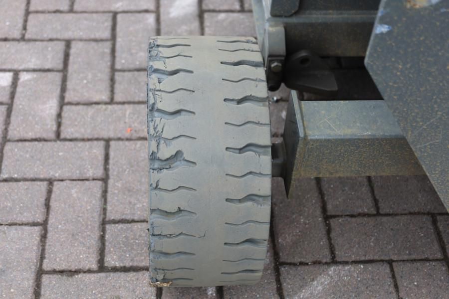 Holland Lift Ecostar HL-7814 Electric, 10m Working Height, 450k