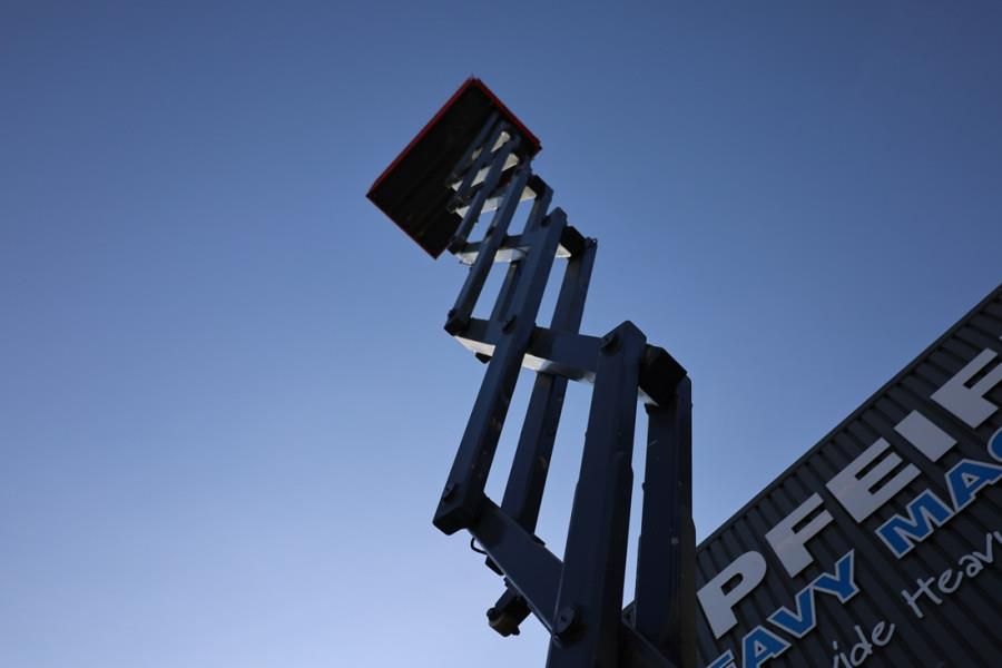 Holland Lift Ecostar HL-11816 Electric, 14m Working Height, 30