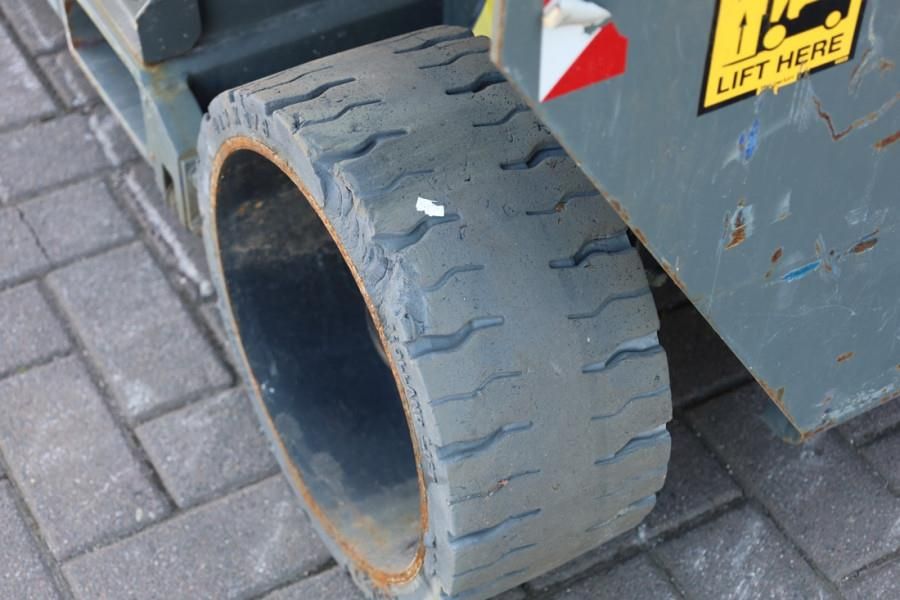 Holland Lift Ecostar HL-7810 Electric, 10m Working Height, 450k