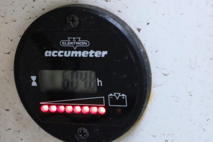 Holland Lift Ecostar HL-9710 Electric, 12m Working Height, 325k