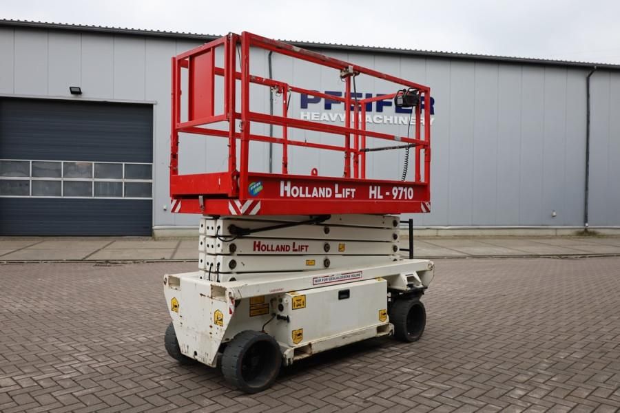 Holland Lift Ecostar HL-9710 Electric, 12m Working Height, 325k