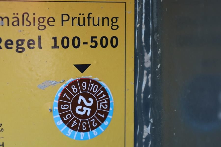 Holland Lift Ecostar HL-9714 Electric, 12m Working Height, 325k