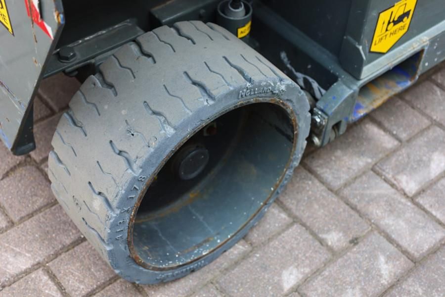 Holland Lift Ecostar HL-7810 Electric, 10m Working Height, 450k