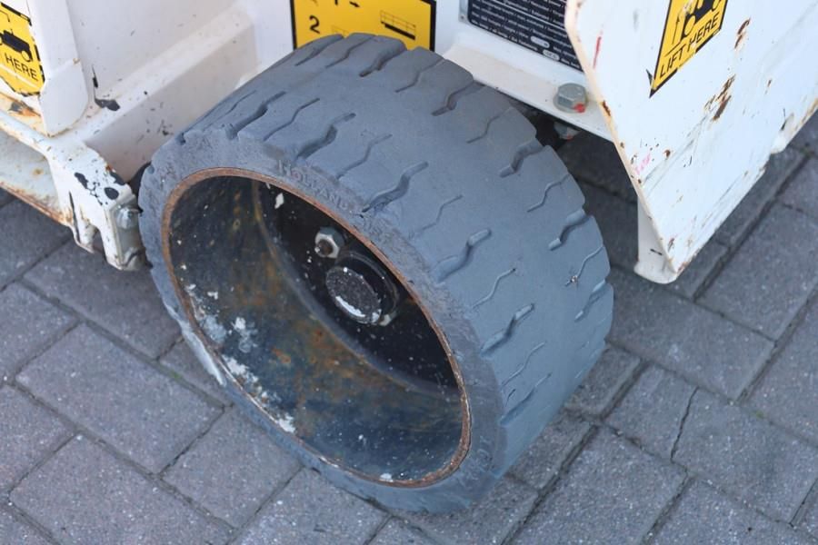 Holland Lift Ecostar HL-9710 Electric, 12m Working Height, 325k