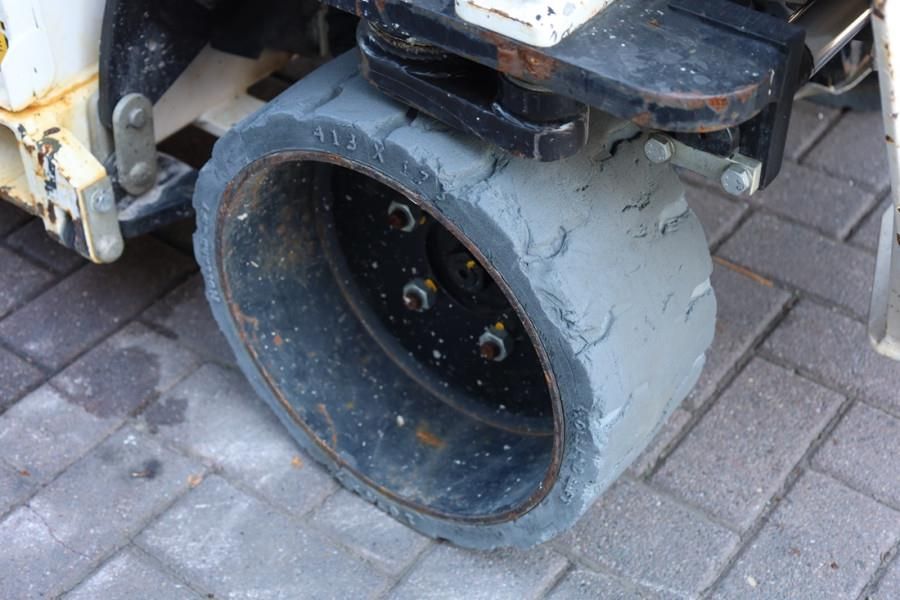 Holland Lift Ecostar HL-9710 Electric, 12m Working Height, 325k