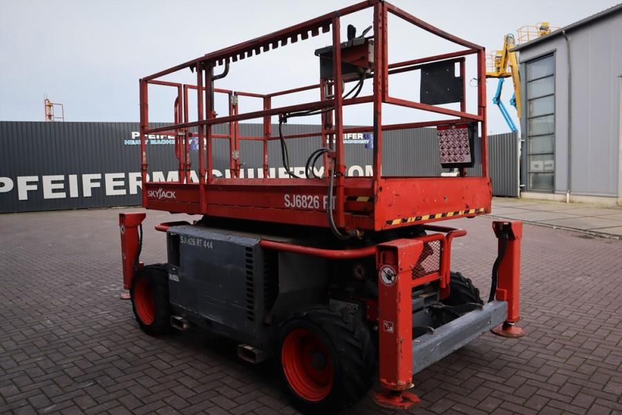 SkyJack SJ6826 Diesel, 4x4 Drive, 10m Working Height, 567k