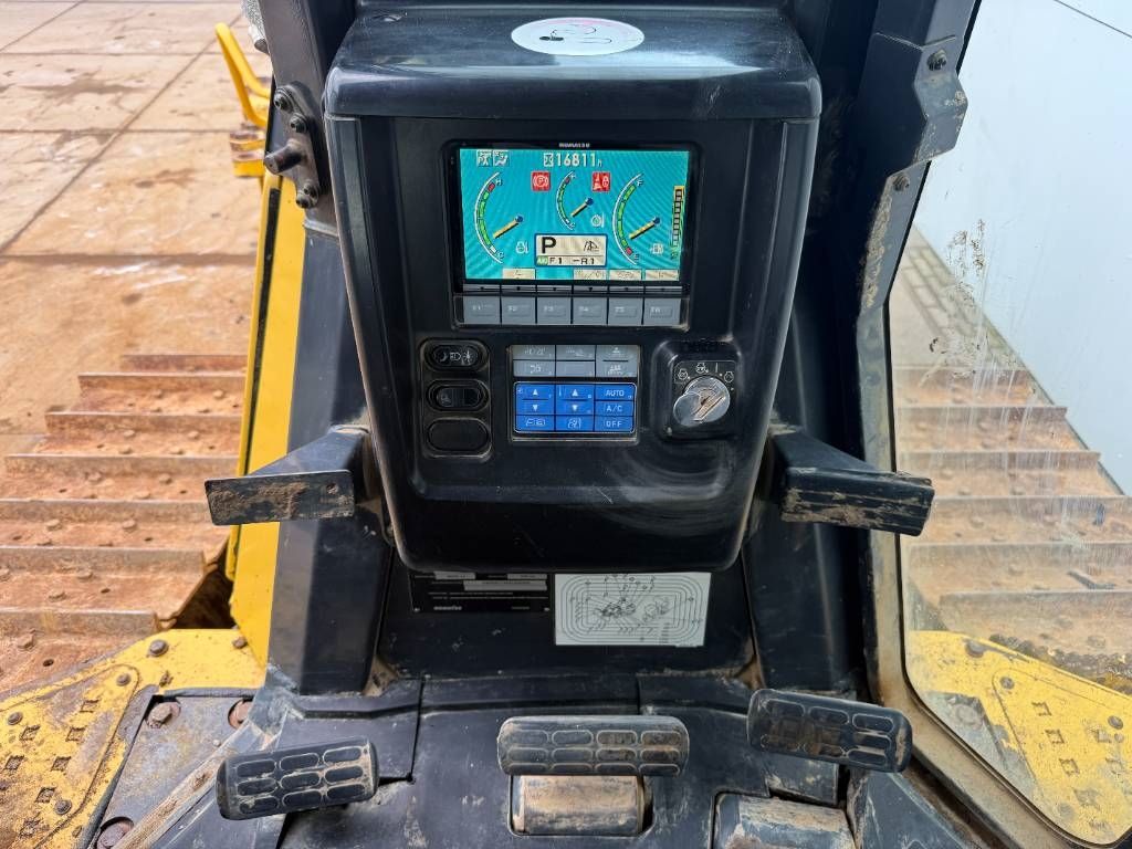 Komatsu D65WX-16 - German Machine / Folding Blade / Ripper