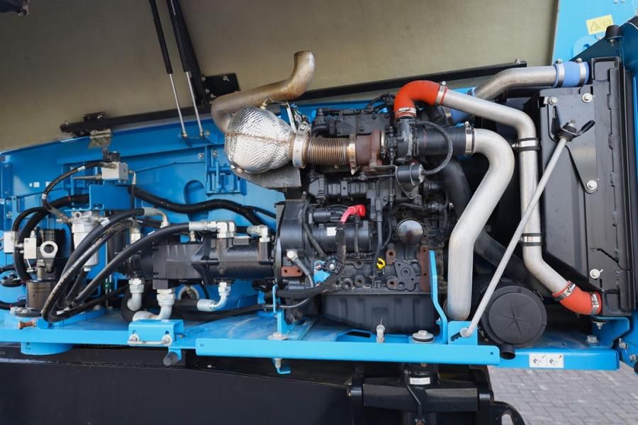 Genie S85XC Valid inspection, *Guarantee! Diesel, 4x4 Dr