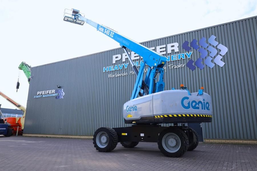 Genie S85XC Valid inspection, *Guarantee! Diesel, 4x4 Dr
