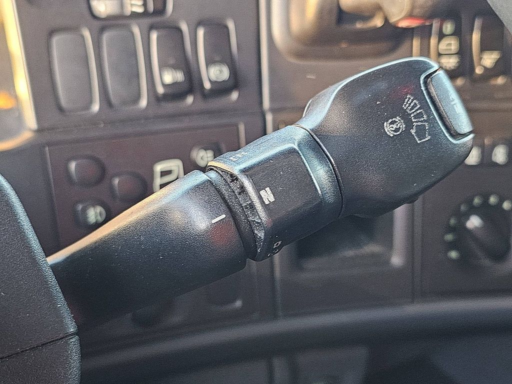 SCANIA R370 retarder dc13