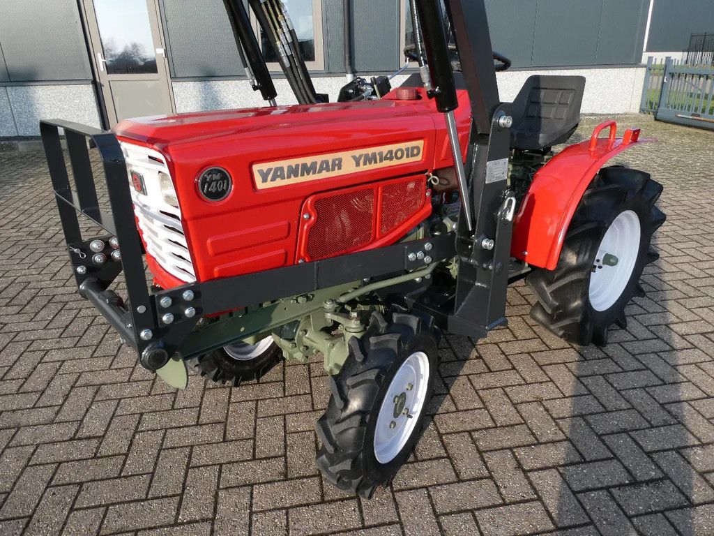 Yanmar YM1401 4wd / 935 Draaiuren / Voorlader