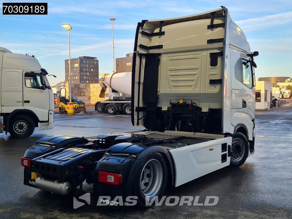 Iveco S-Way 500 4X2 NEW! Mega Retarder 2xTanks Standklima Navi