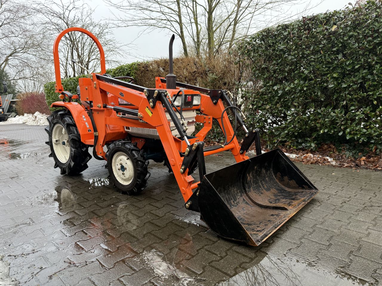 Kubota B1502DT with Front Loader