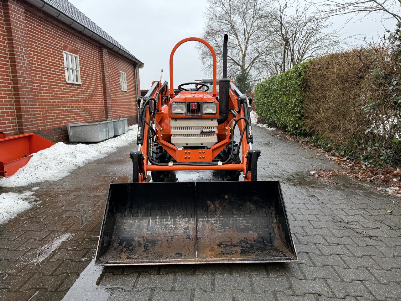 Kubota B1502DT with Front Loader