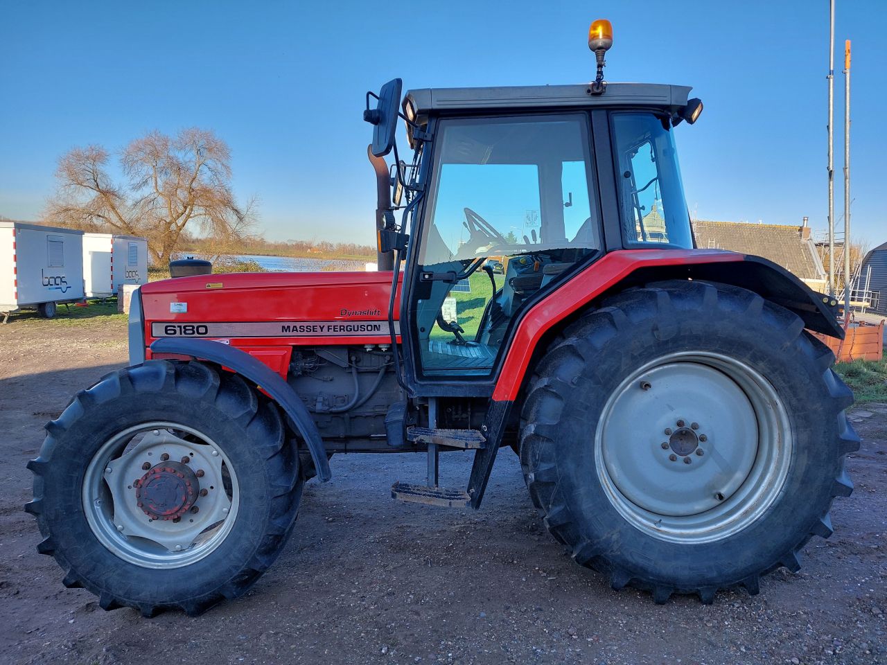 Massey Ferguson 6180