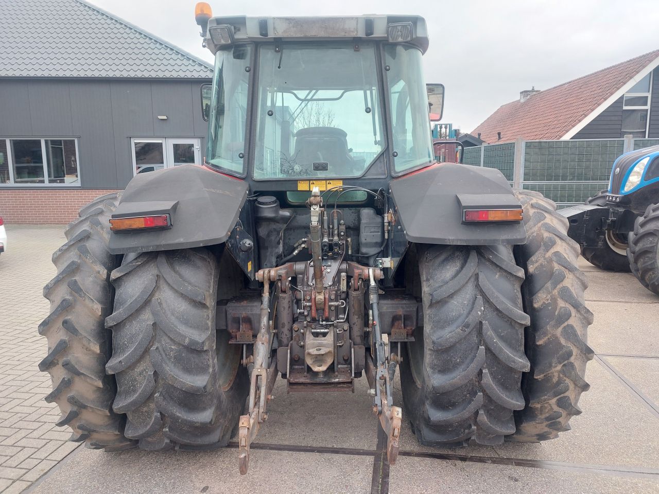 Massey Ferguson 6180