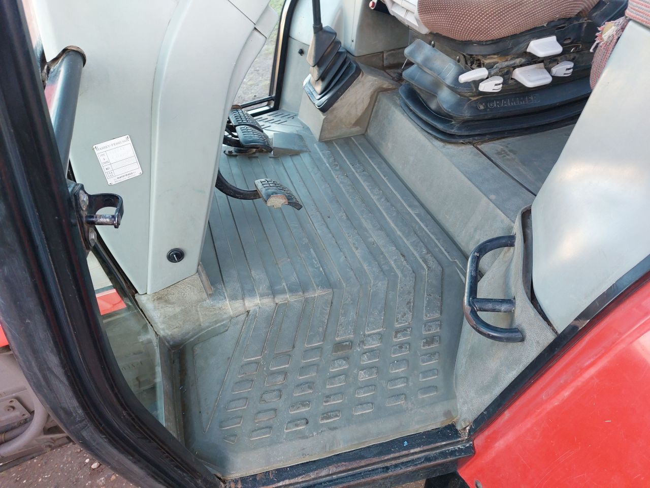 Massey Ferguson 6180