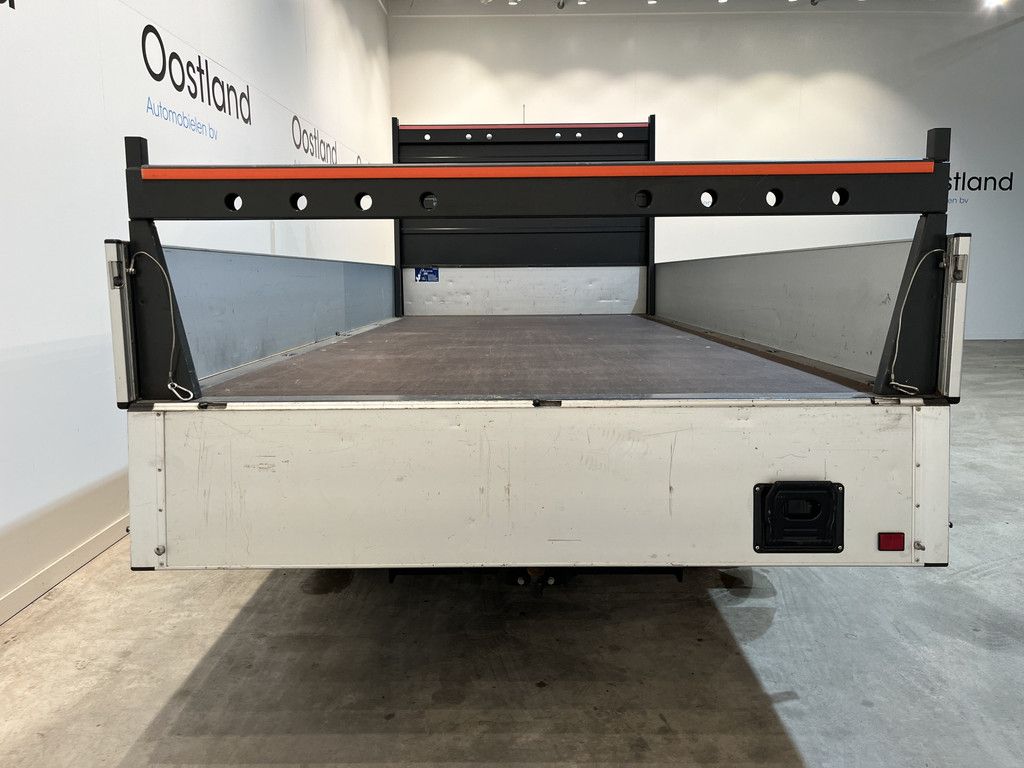 Mercedes-Benz Sprinter 317 CDI L3 RWD Automaat Open Laadbak / Euro 6 / Trekhaak 3500 KG / Airco / Cruise Control / CarPlay / Navigatie / 3-ZIts / 27.000 KM !!