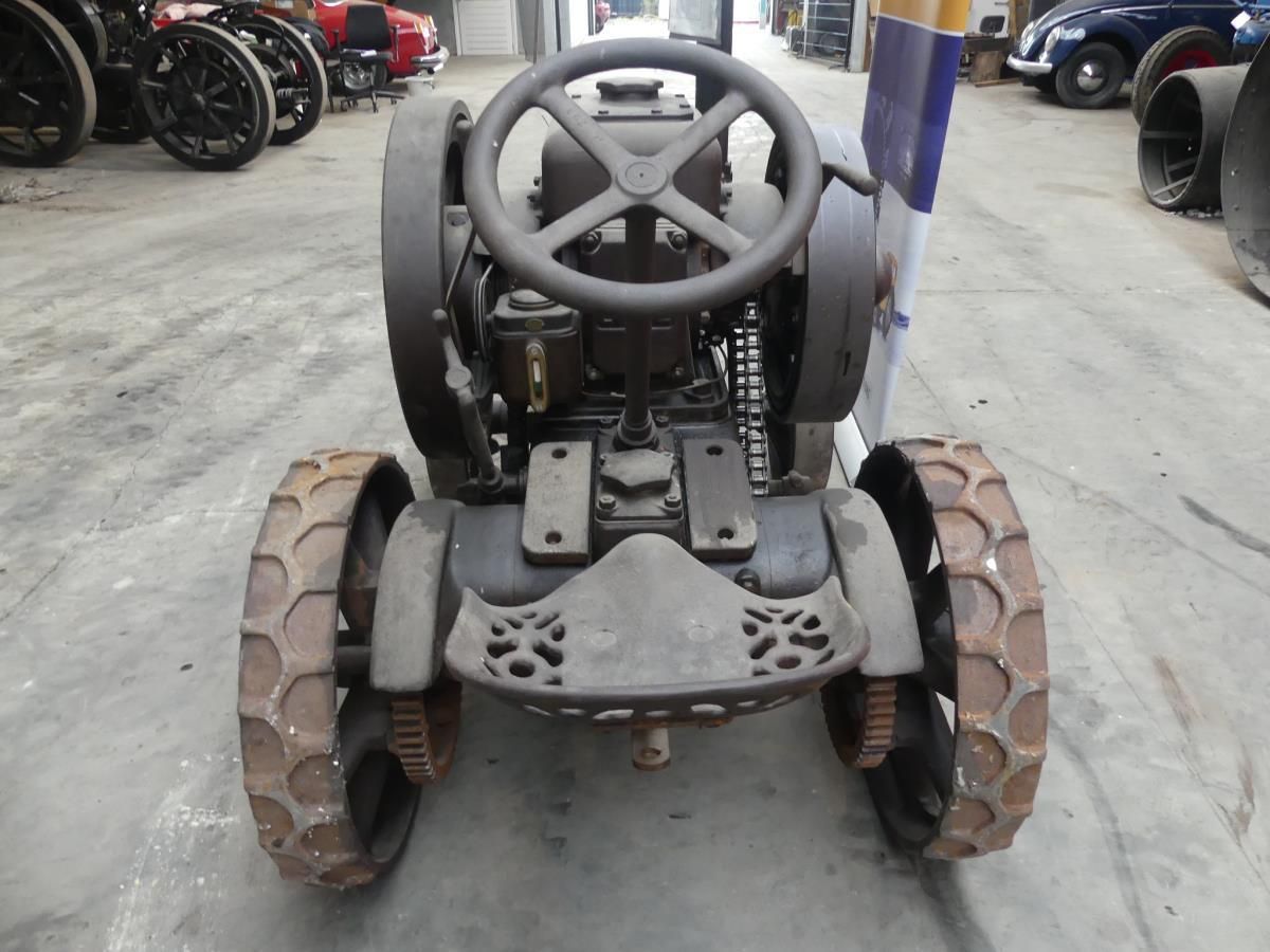 Lanz Bulldog HL 8Mops